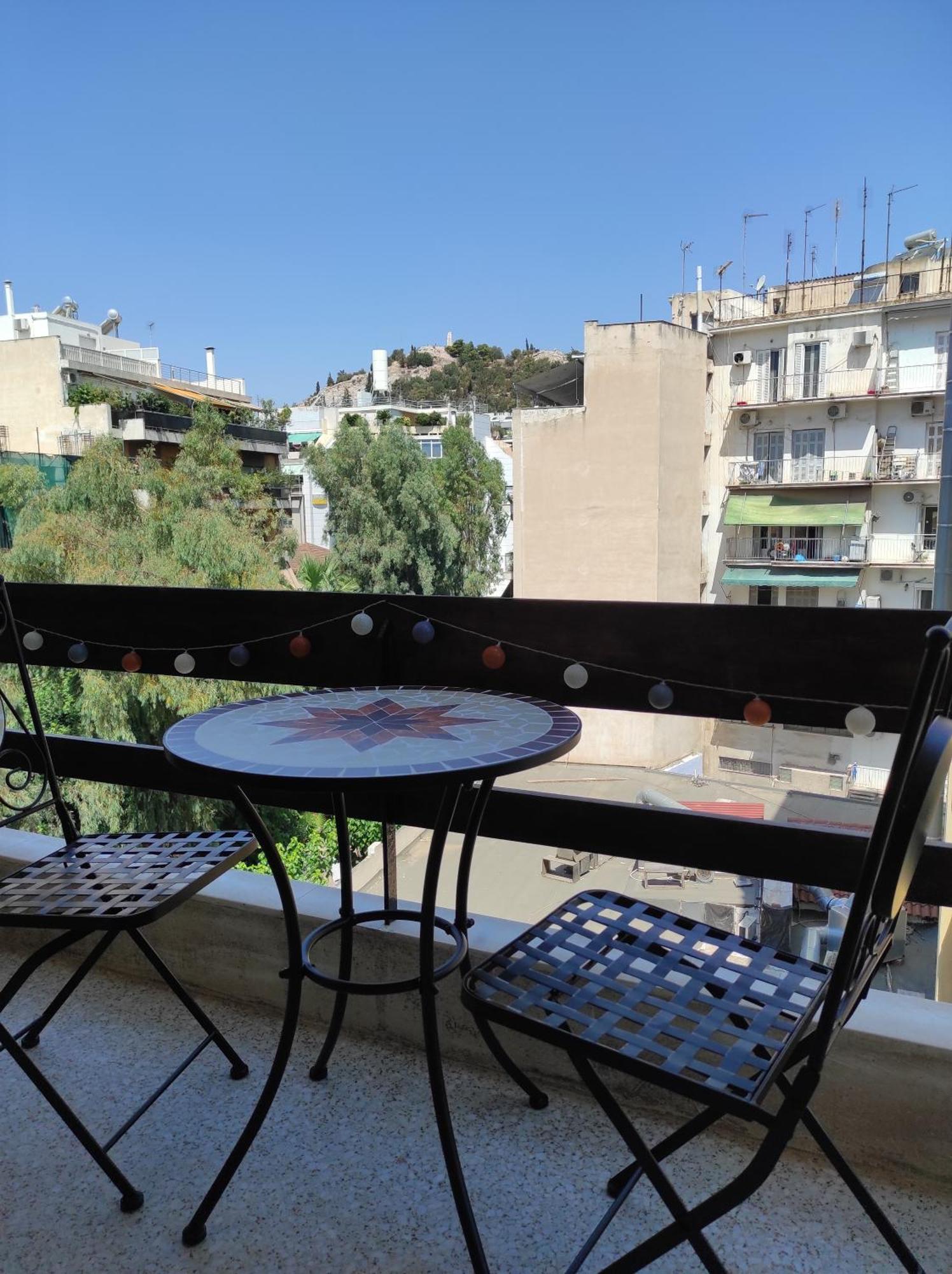 Cosy Apartment On Dragon Street Athens Exterior photo